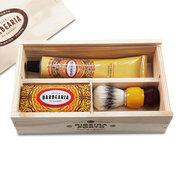 Antiga Barbearia de Bairro Ribeira do Porto Shaving Gift