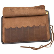 Thiers Issard Carry roll for 7 straight razors